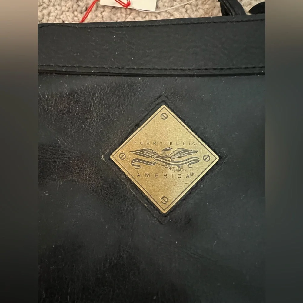 Perry Ellis Black Leather Crossbody Bag Vintage Small Shoulder Purse - Picture 5 of 6